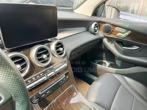 Mercedes-Benz GLC-Class 2016 Silver