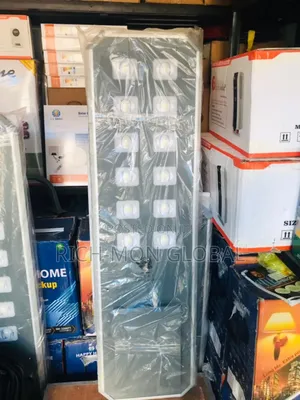 12eye Wakatek Solar Street Light Available