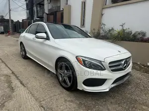 Mercedes-Benz C-Class C 300 4MATIC (W205) 2018 White