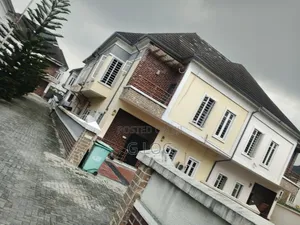 4bdrm Duplex in Mini Estate, Ikota for sale