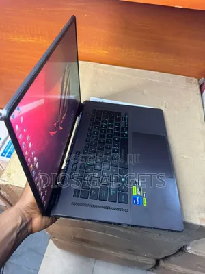 Laptop Asus ROG Zephyrus G16 32GB Intel Core I9 SSD 1T