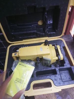Topcon Dt-200 Digital Theodolite