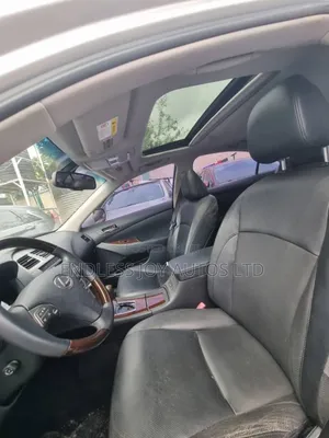Lexus ES 350 2011 Silver