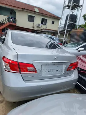 Lexus ES 350 2011 Silver