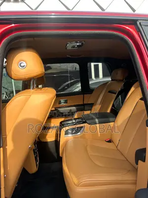 Rolls-Royce Cullinan Base 2020 Red