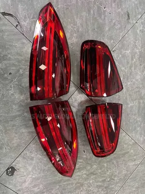 Porsche Cayenne 2018 Back Lights