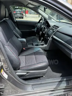Toyota Camry SE 4dr Sedan (2.5L 4cyl 6A) 2016 Gray