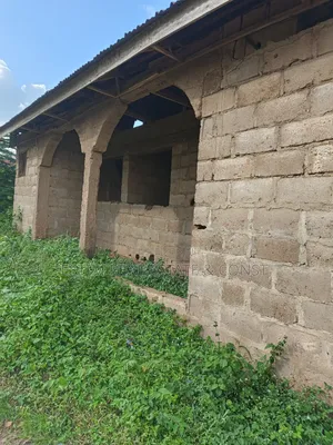 2bdrm Bungalow In Sunshine, Ibadan For Sale