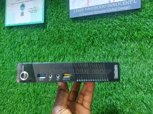 Desktop Computer Lenovo 8GB Intel Core i5 SSD 128GB