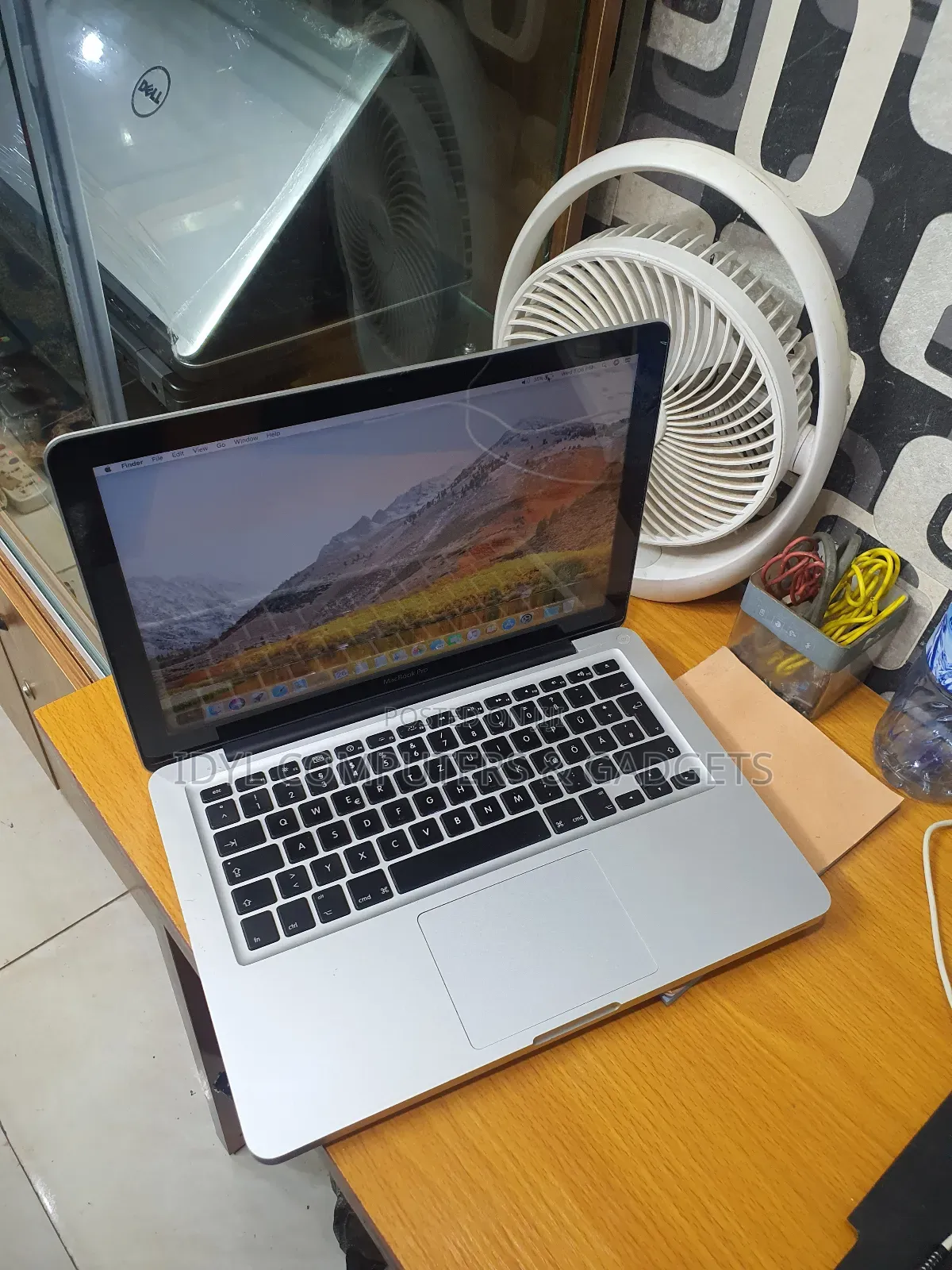 Laptop Apple MacBook 2012 8GB Intel Core I5 SSD 256GB
