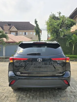 Toyota Highlander XLE AWD 2020 Black