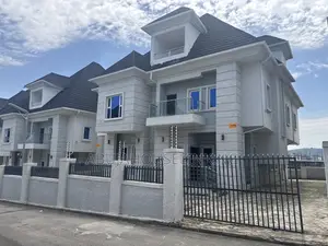 5bdrm Duplex in Guzape Main Abuja for sale