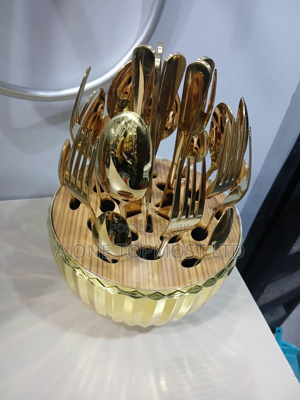 Cutlery Modern Design (24 Pics)