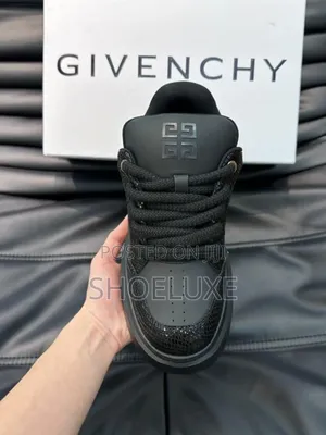 Timeless Classic Givenchy Giv 1