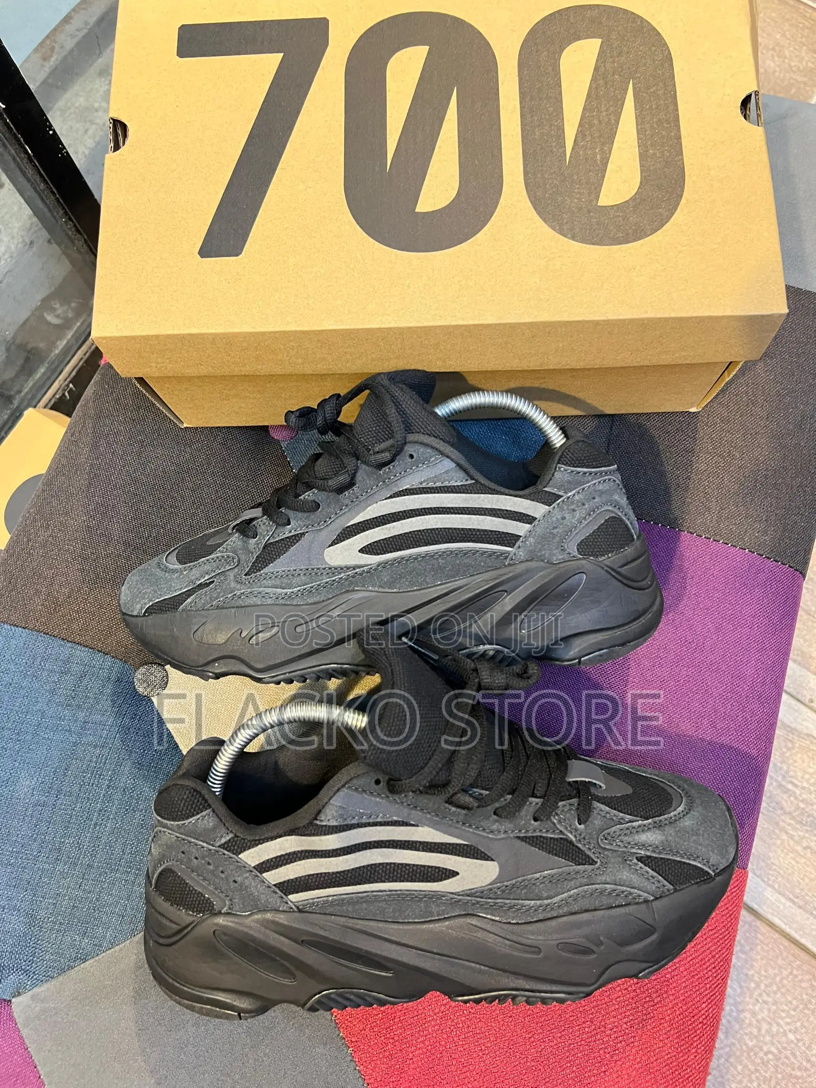 Original Yeezy Boost 700 V2 Sneakers
