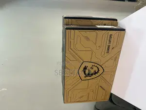 New Laptop MSI Katana 15 32GB AMD Ryzen 7 SSD 1T