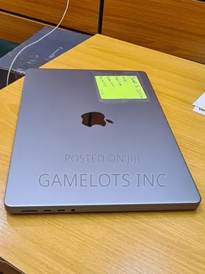 Laptop Apple MacBook Pro 2023 M3 14-inch 8GB Apple M3 SSD 512GB