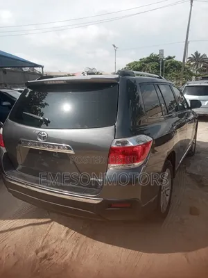 Toyota Highlander 2012 Gray