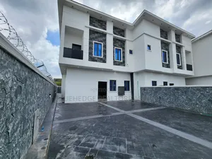 4bdrm Duplex in Asokoro for sale