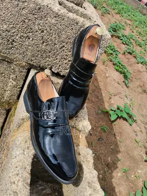 Premium Quality Footwears