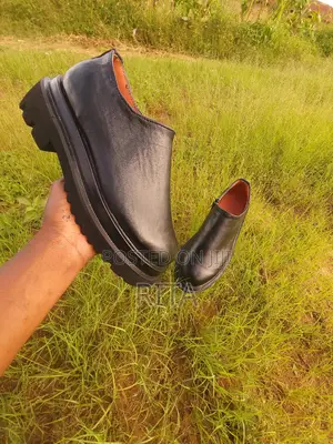 Premium Quality Footwears