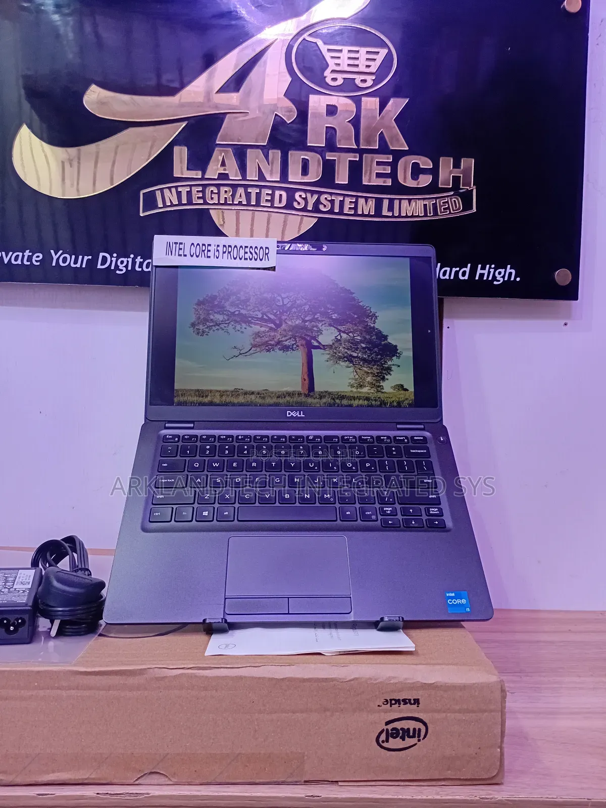 New Laptop Dell Latitude 5285 16GB Intel Core I5 SSD 256GB