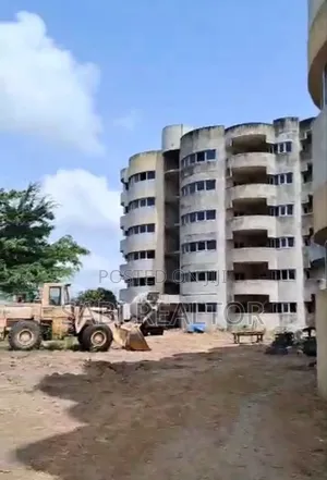 Furnished 3bdrm Block of Flats in Marina Road, Apapa, for sale