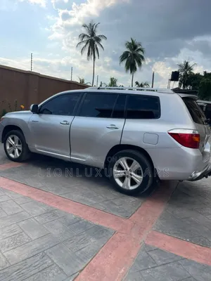 Toyota Highlander 2010 Silver