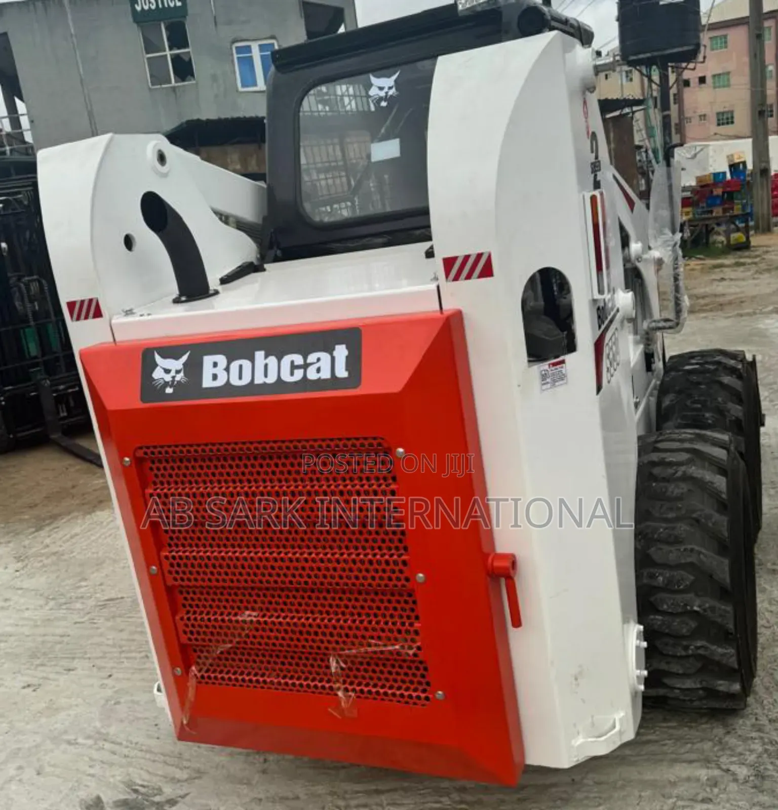 Bobcat S550 With Jack Hammer