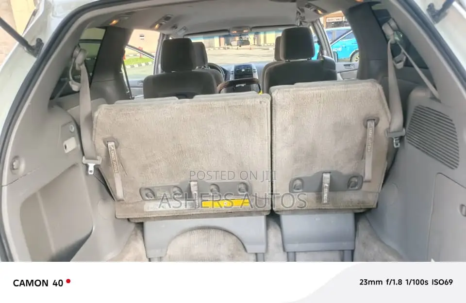 Toyota Sienna CE 2009 White