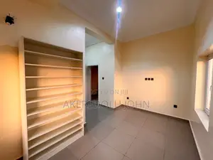 4bdrm Townhouse / Terrace in Guzape District for rent