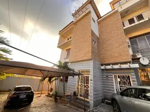 4bdrm Townhouse / Terrace in Guzape District for rent
