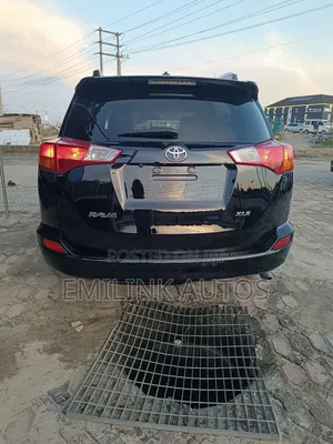 Toyota RAV4 XLE 4dr SUV (2.5L 4cyl 6A) 2015 Black