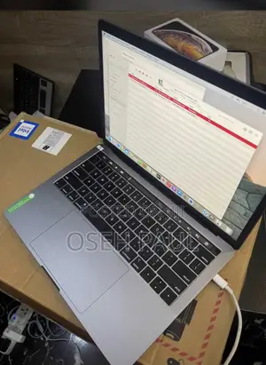 Laptop Apple MacBook Pro M1 16GB Apple M1 Pro SSD 256GB