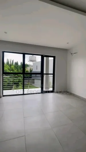 4bdrm Townhouse / Terrace in Asokoro for rent