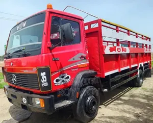 Sharp Benz 1114 Truck
