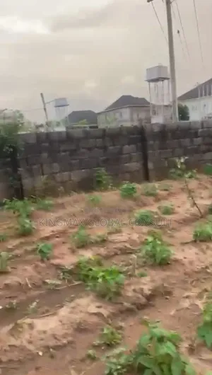 Kaura Plot 15 Size Almost 1400 Very Close to Express Road Buildable