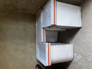 5ft Cashier Counter White