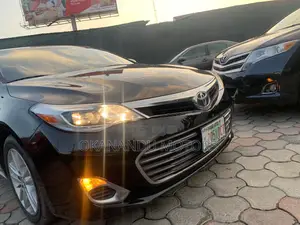 Toyota Avalon XLE Premium 4dr Sedan (3.5L 6cyl 6A) 2014 Black