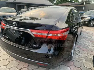 Toyota Avalon XLE Premium 4dr Sedan (3.5L 6cyl 6A) 2014 Black