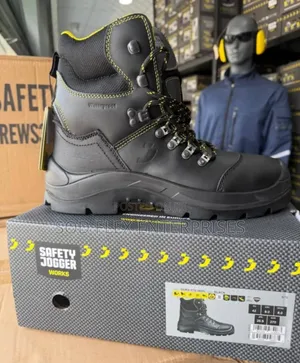 Gora Quality, Durable And Comfortable Safety Joggers Boot