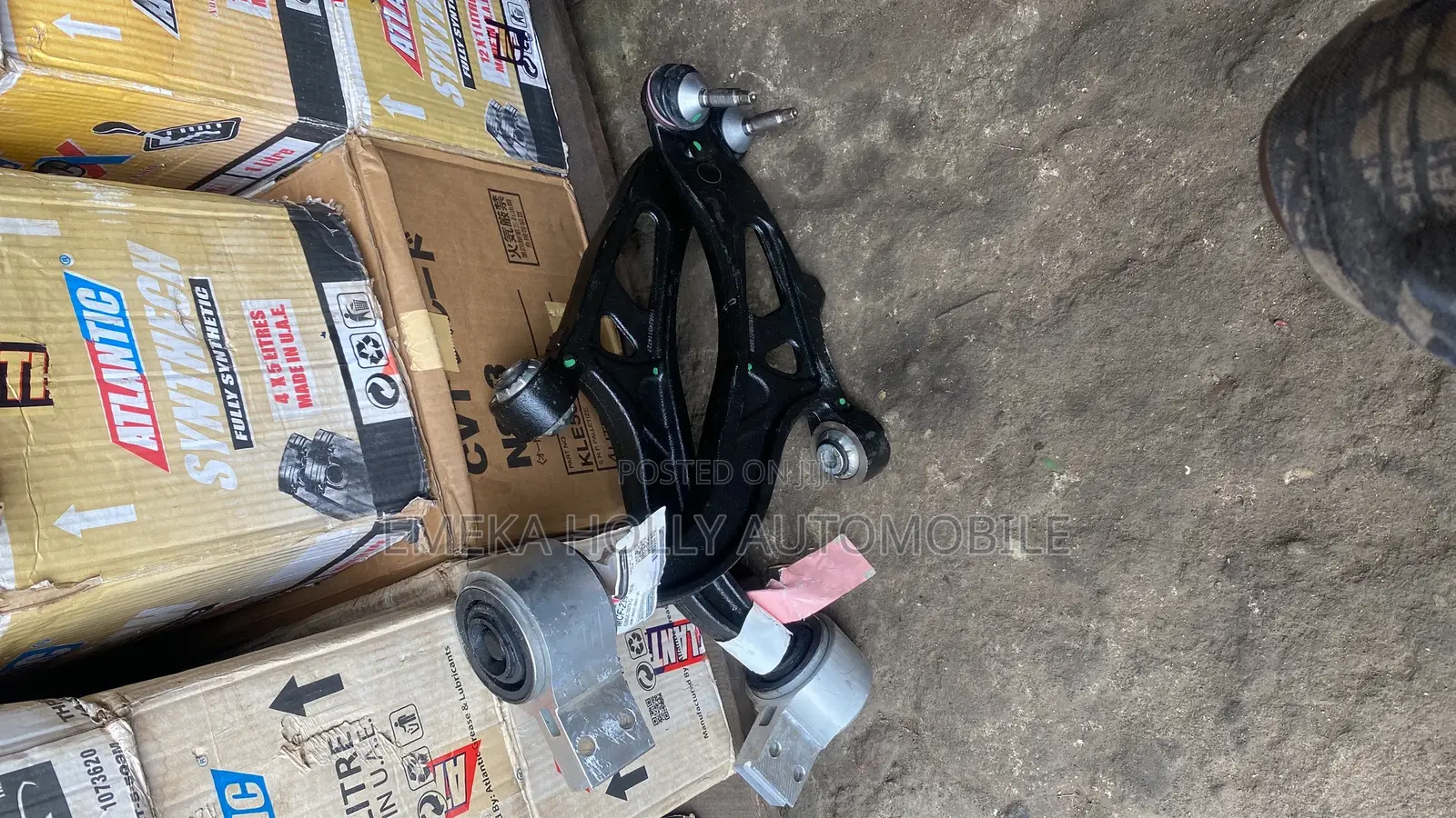 Front Lower Control Arms Pair for Ford Explorer