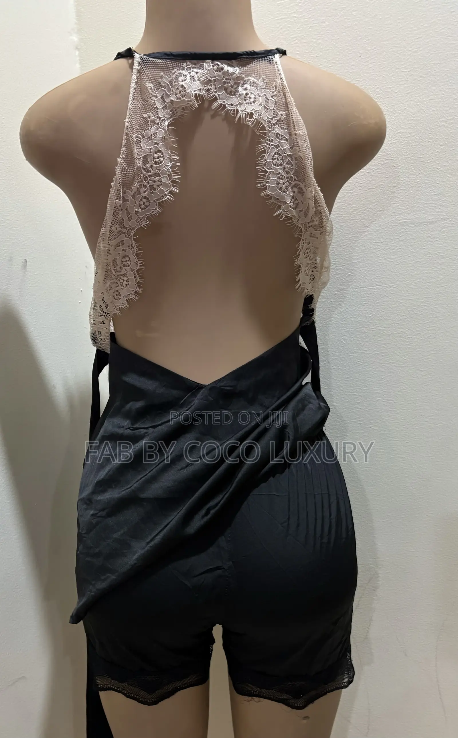 Pyjamas And Silk Nighties