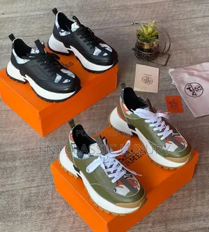 Pure Quality Luxury Men's Sneakers Hermes Well Banded Package