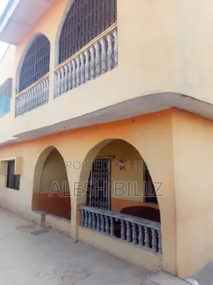 3bdrm Block of Flats in 3Bedroom 4 Flats for sale