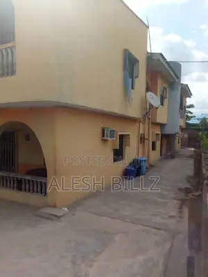 3bdrm Block of Flats in 3Bedroom 4 Flats for sale