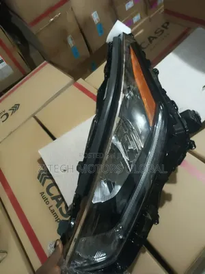 Head Light Highlander 2020 Available