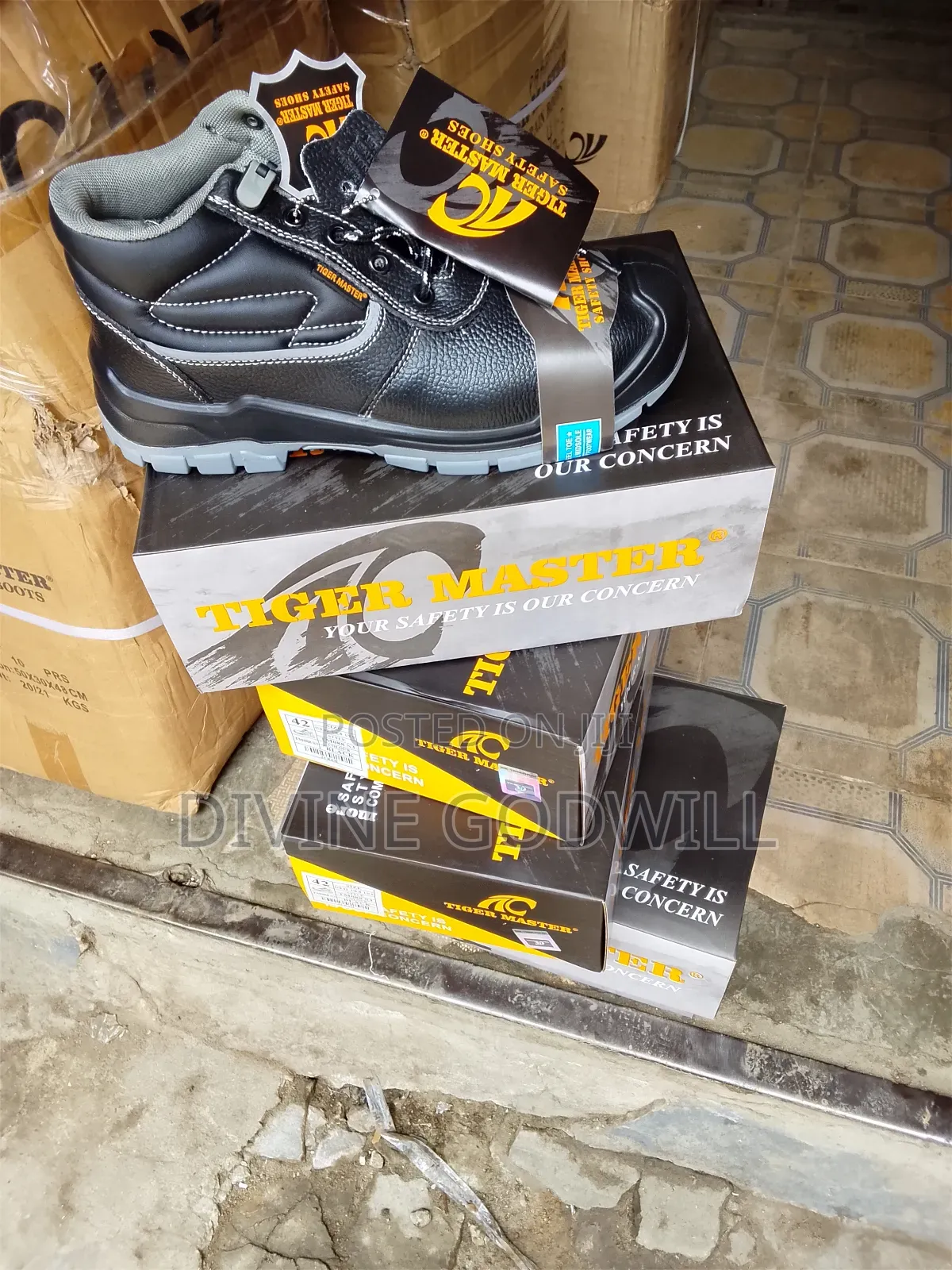Tiger Safety Boot