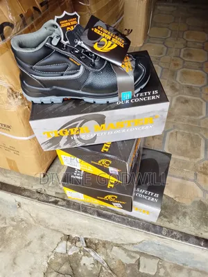 Tiger Safety Boot