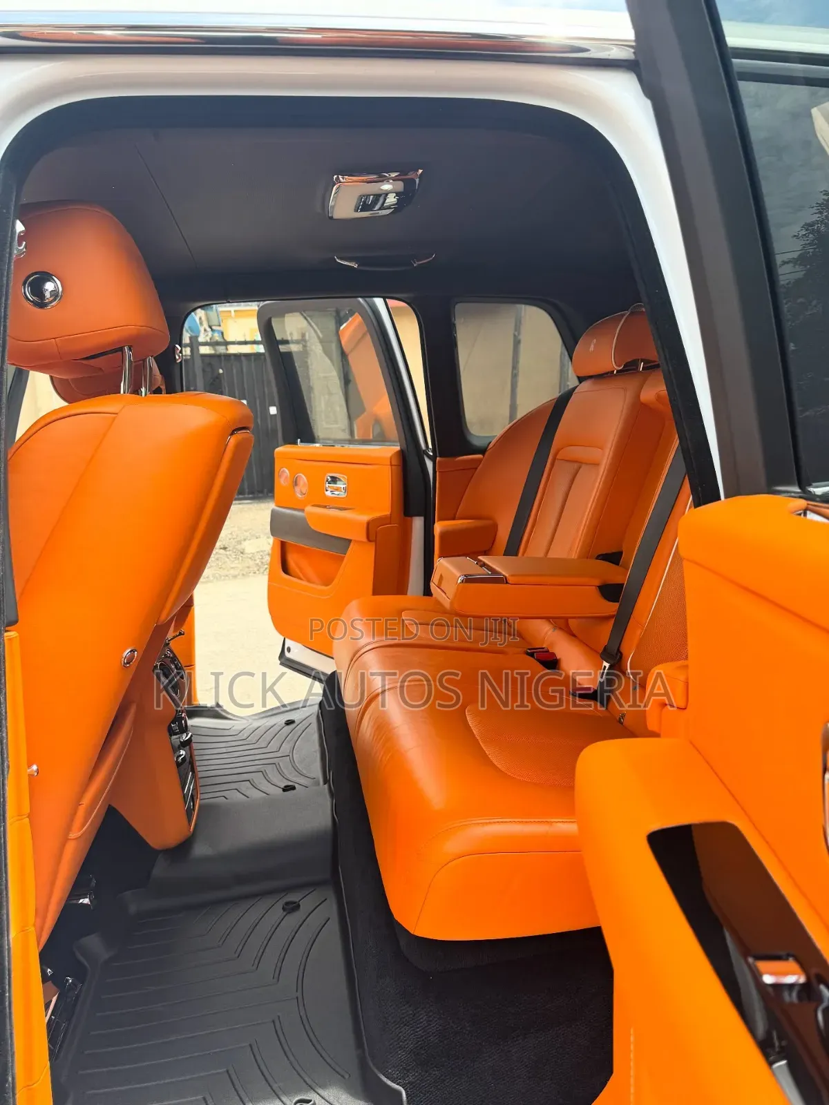 Rolls-Royce Cullinan Base 2020 White